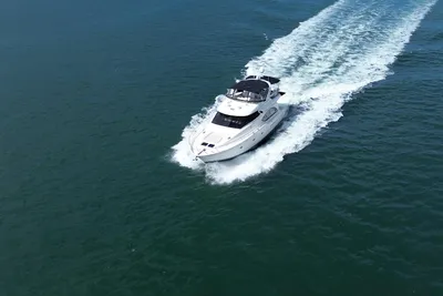 Meridian 580 Pilothouse