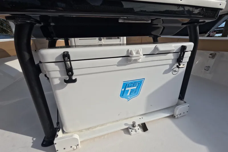  Yacht Photos Pics Cooler on 2024 Caymas 281 HB boat deck, featuring Icey-Tek branding.