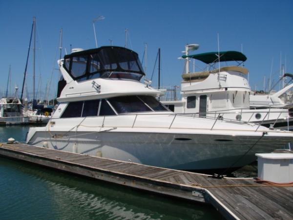 1992 Sea Ray 370 Sedan Bridge
