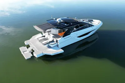 Cruisers Yachts 42 GLS