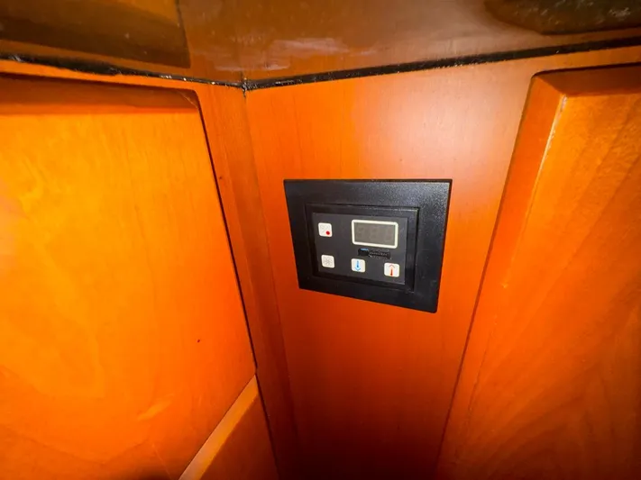 On Core Yacht Photos Pics 