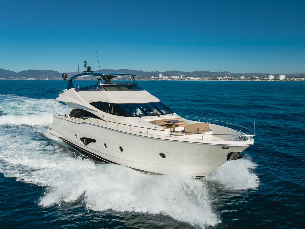 2018 Marquis 72 