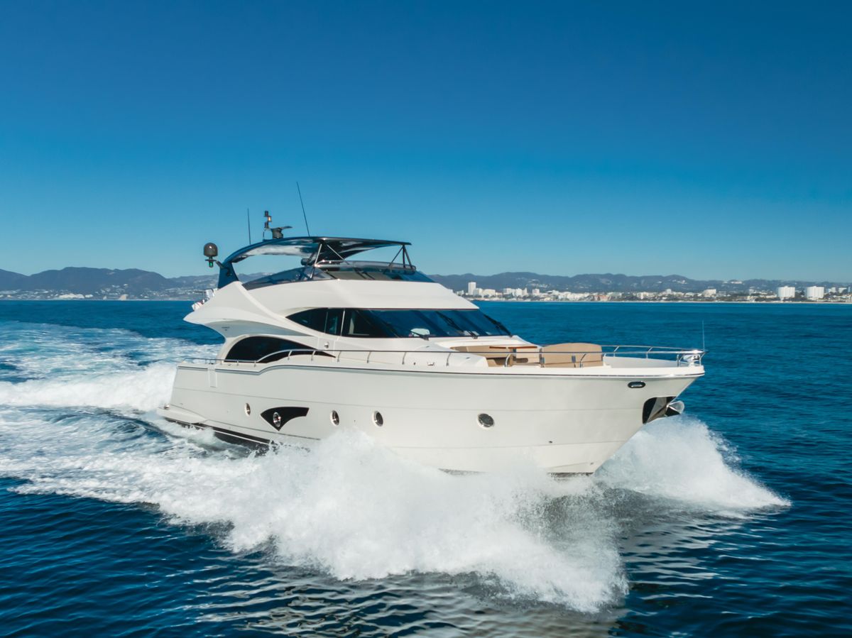 2018 Marquis 72 