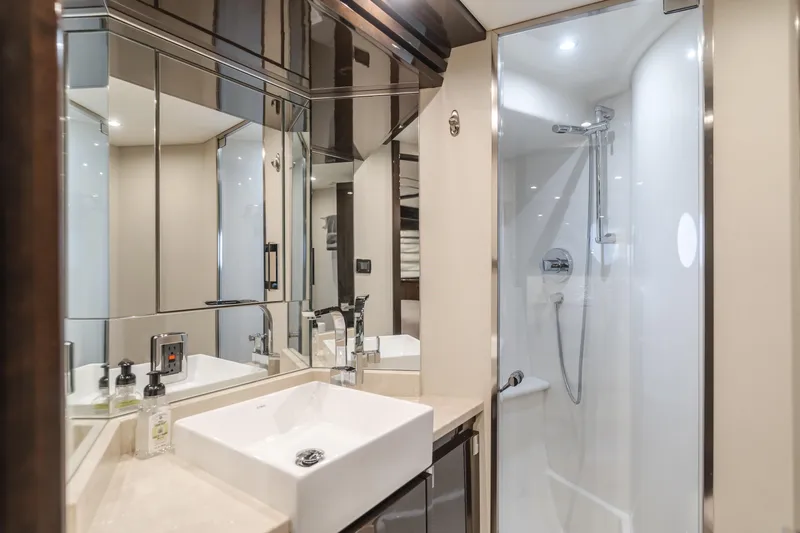 Fine Seas-onings Yacht Photos Pics Luxurious bathroom in 2018 Marquis 720 Fly yacht with modern fixtures and elegant design.