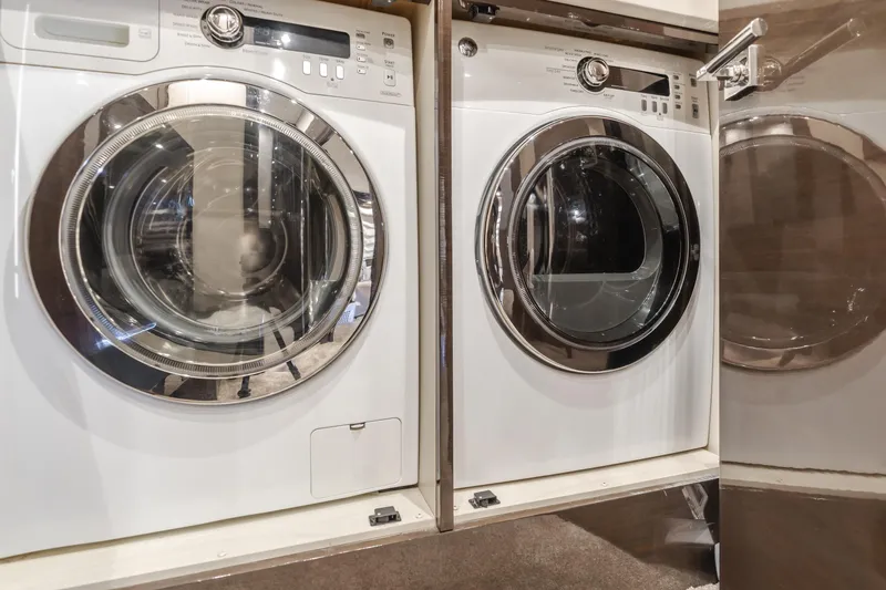 Fine Seas-onings Yacht Photos Pics 