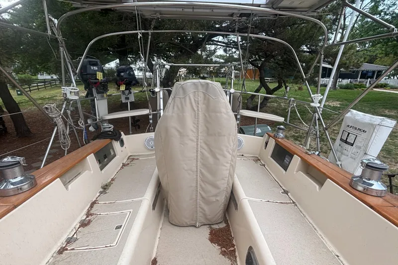 Blue Sky Yacht Photos Pics 