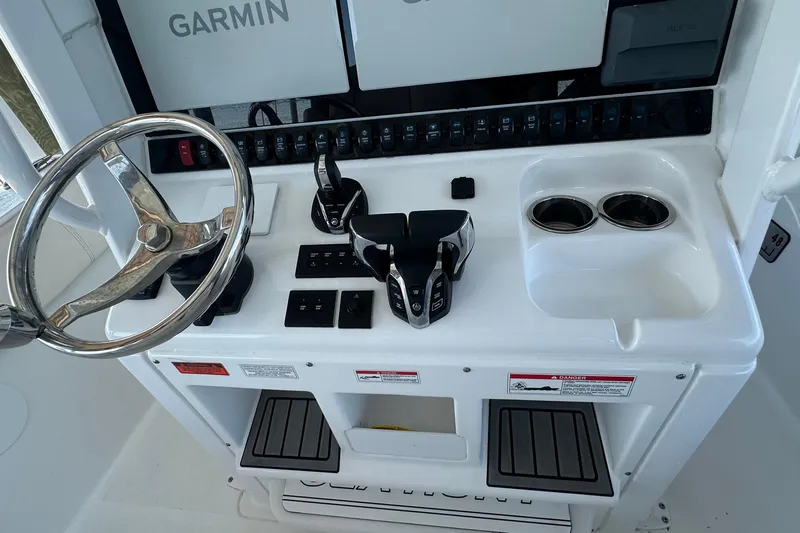  Yacht Photos Pics 2024 Sea Hunt Gamefish 30 helm with Garmin electronics and dual controls.