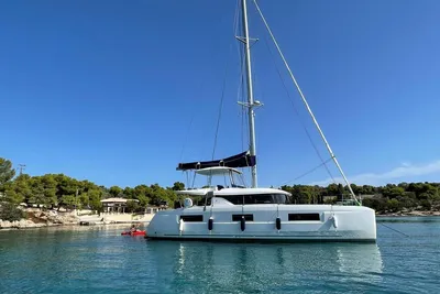 2021 Lagoon 46