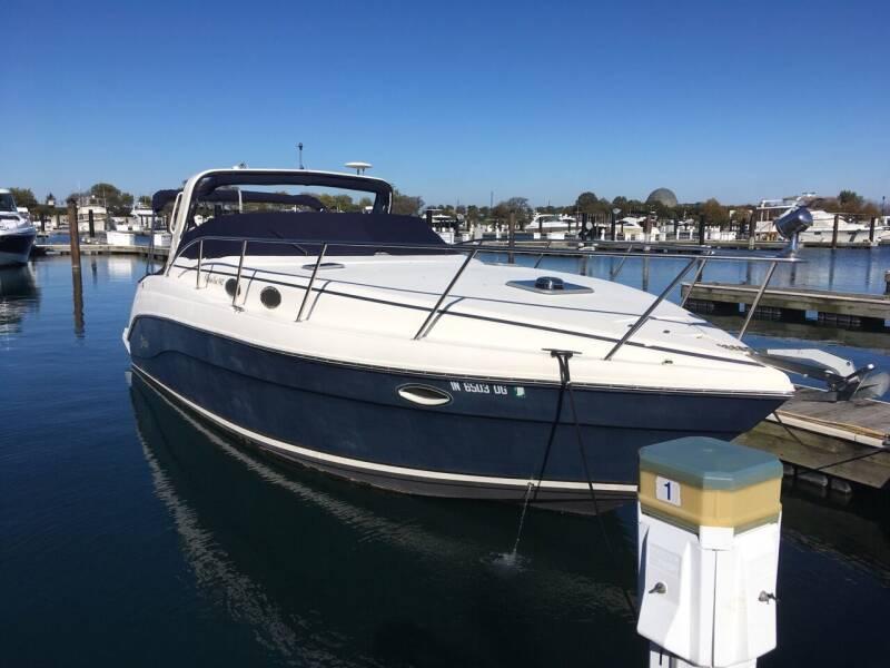 Rinker 342 Fiesta Vee