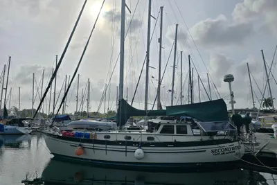 Tayana 37 Pilothouse