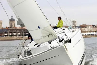 2010 Hanse 375