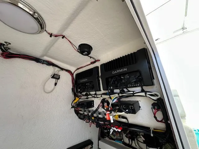  Yacht Photos Pics 2021 AmeraCat 27 Gen II DC boat electronics with Garmin systems and wiring.