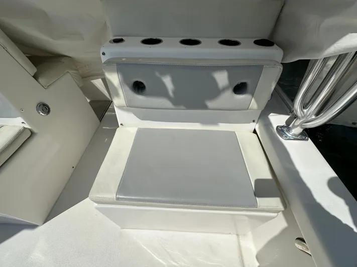  Yacht Photos Pics 2021 AmeraCat 27 Gen II DC boat interior with cushioned seating and cup holders.