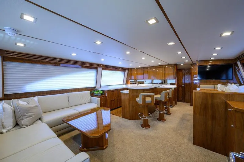 Knot Again Yacht Photos Pics Viking 72 Knot Again - Salon