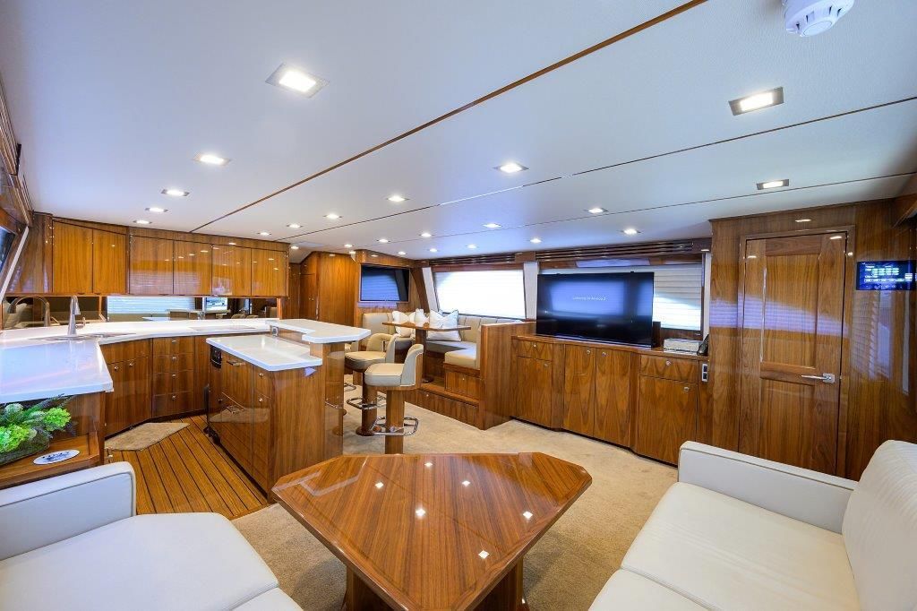 2020 Viking 72 