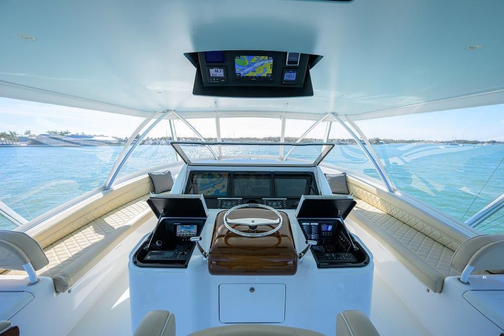 2020 Viking 72 