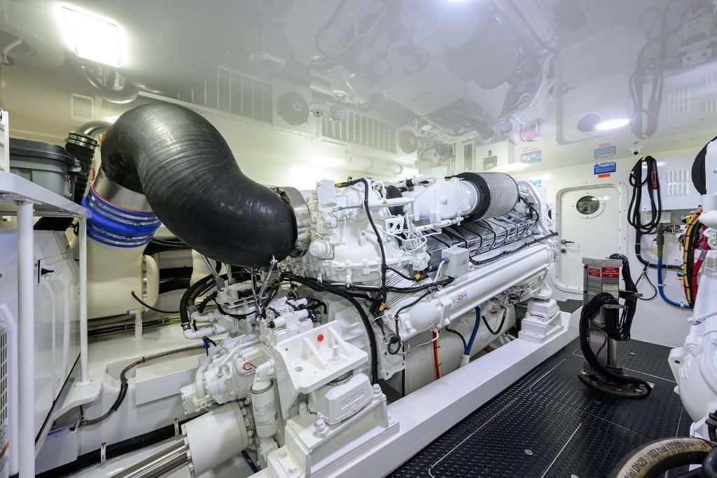 2020 Viking 72 