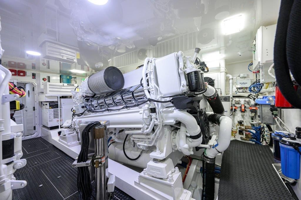 2020 Viking 72 