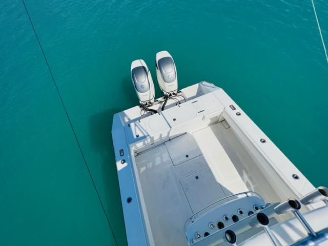 2008 Venture 34 Open