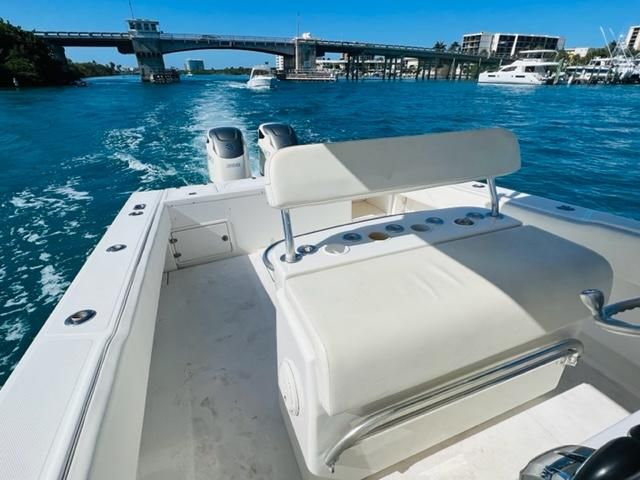 2008 Venture 34 Open
