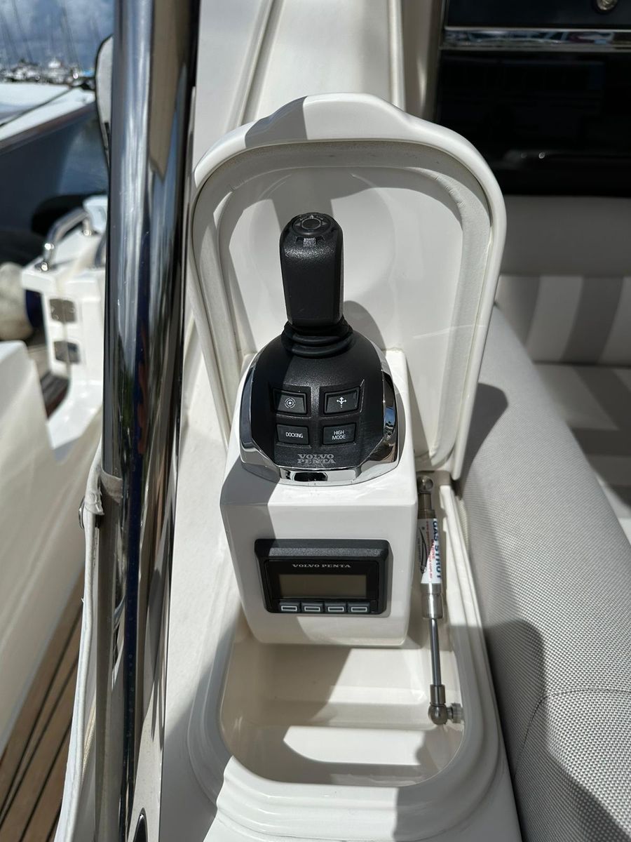 2018 Riviera 60 