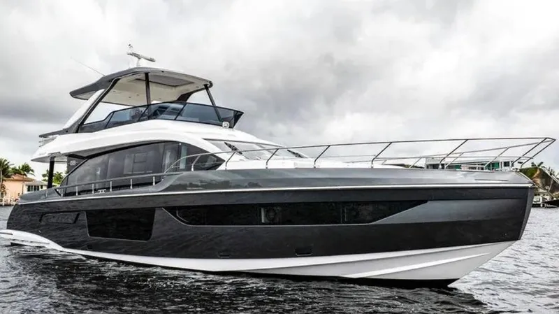 La Perla Yacht Photos Pics 