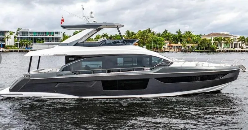 La Perla Yacht Photos Pics 