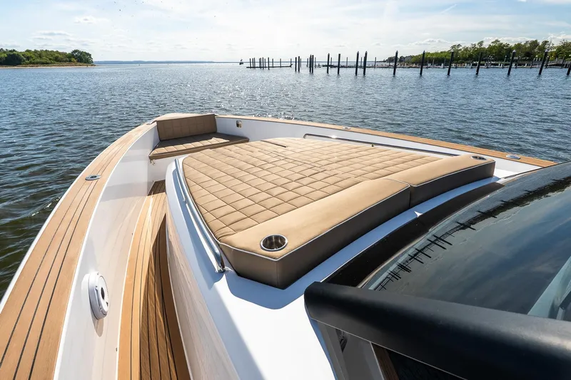  Yacht Photos Pics 2023 Pardo Yachts 43 with luxurious sunbed on open water.