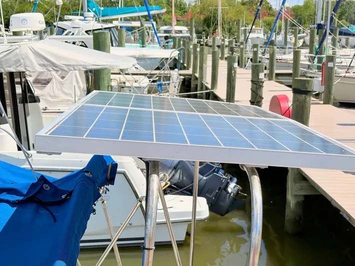 Endeavor Yacht Photos Pics 