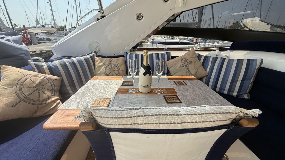2006 Sunseeker 52 