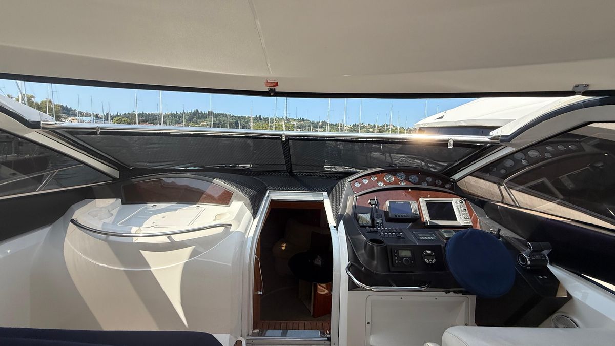 2006 Sunseeker 52 