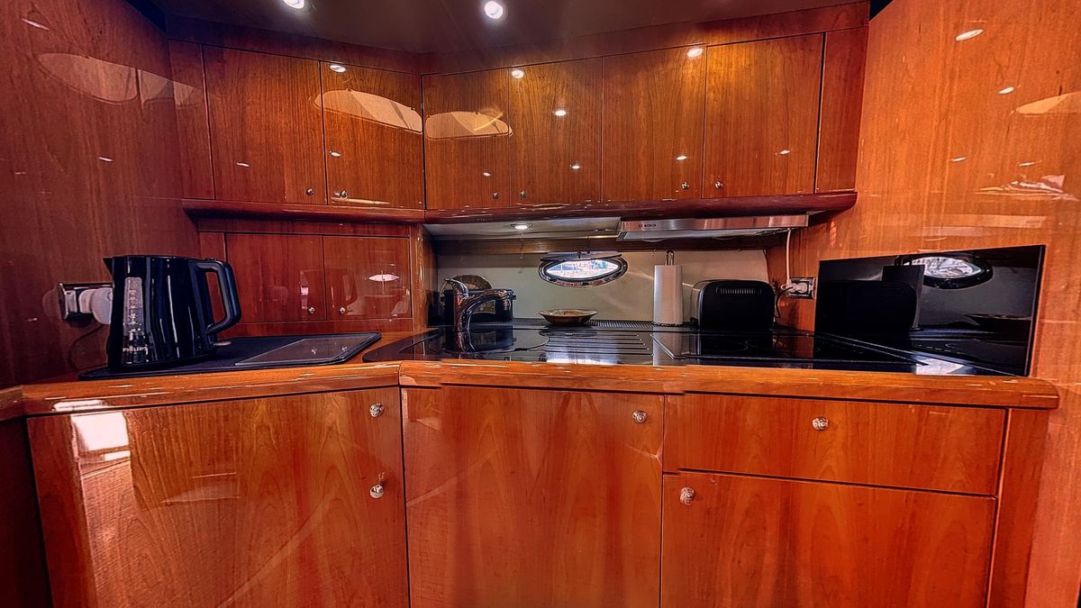 2006 Sunseeker 52 