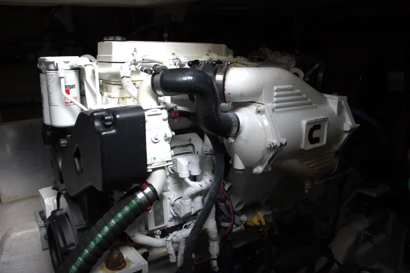 Merrily Ann Yacht Photos Pics Engine Room