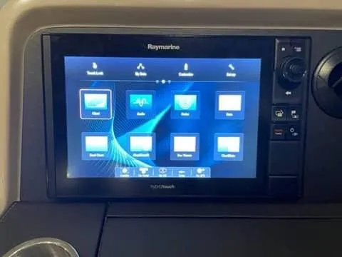 Merrily Ann Yacht Photos Pics Raymarine MFD