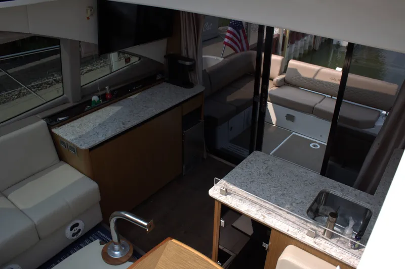 Merrily Ann Yacht Photos Pics 