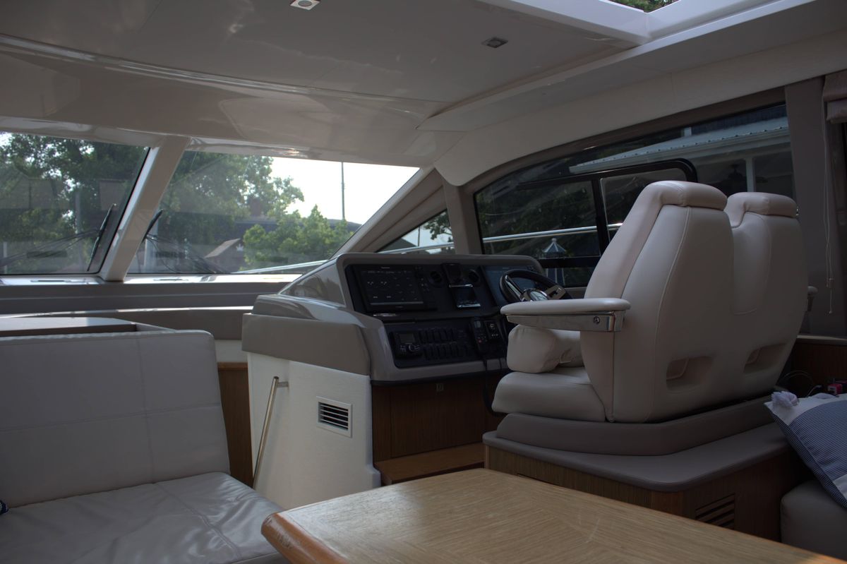 2017 Sea Ray 46 