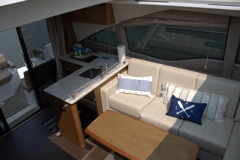 Merrily Ann Yacht Photos Pics 