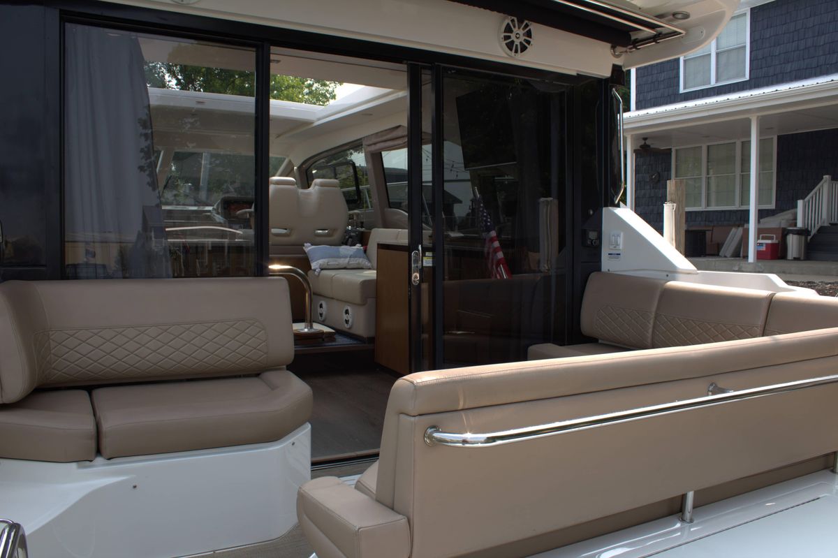 2017 Sea Ray 46 