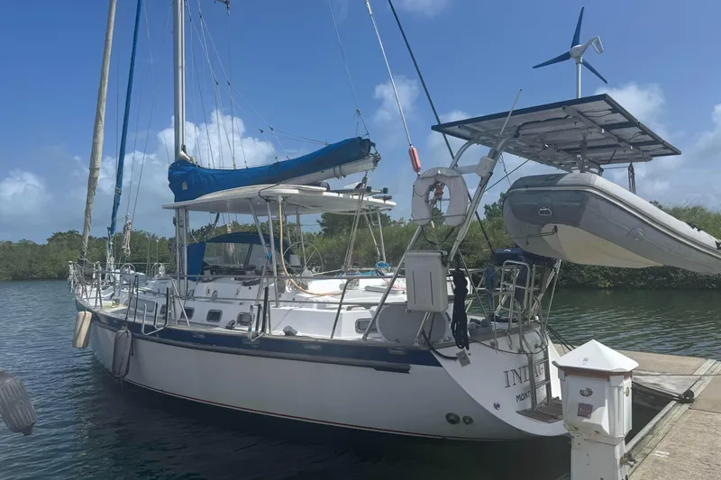 Sv Indago Yacht Photos Pics 