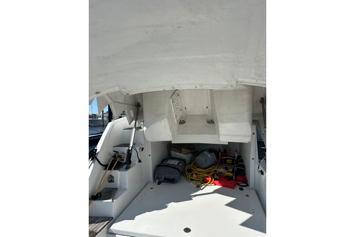 2012 Beneteau 44 