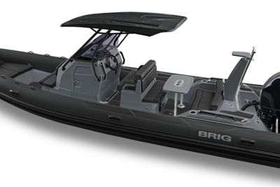 2022 Brig Eagle 8 ‘Custom’ T-Top