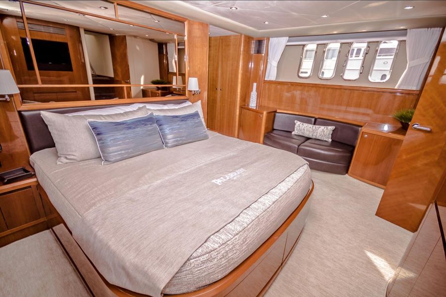 2007 Viking Princess 70 SPORT YACHT