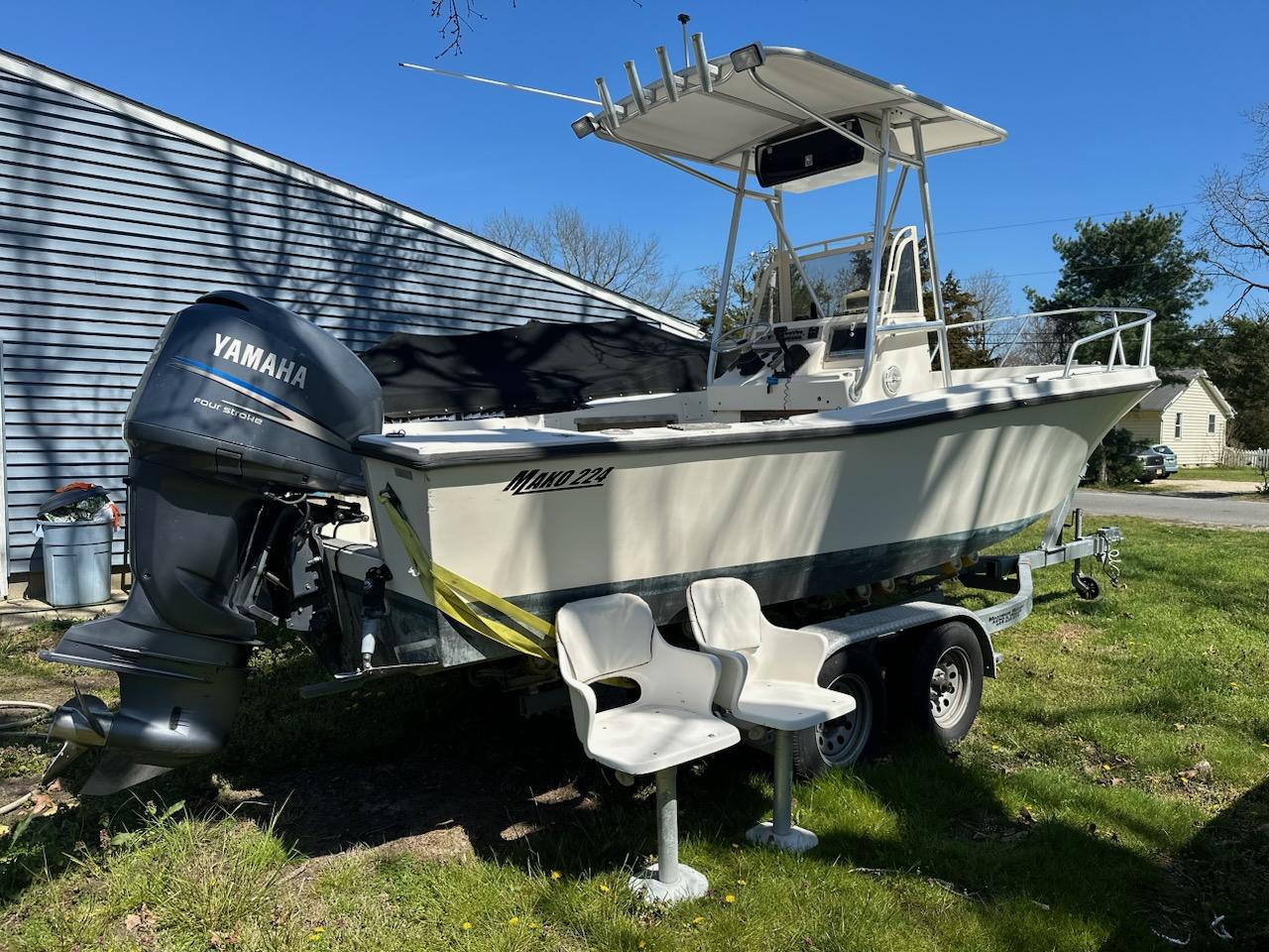 1985 Mako 224 Center Console Center Console for sale