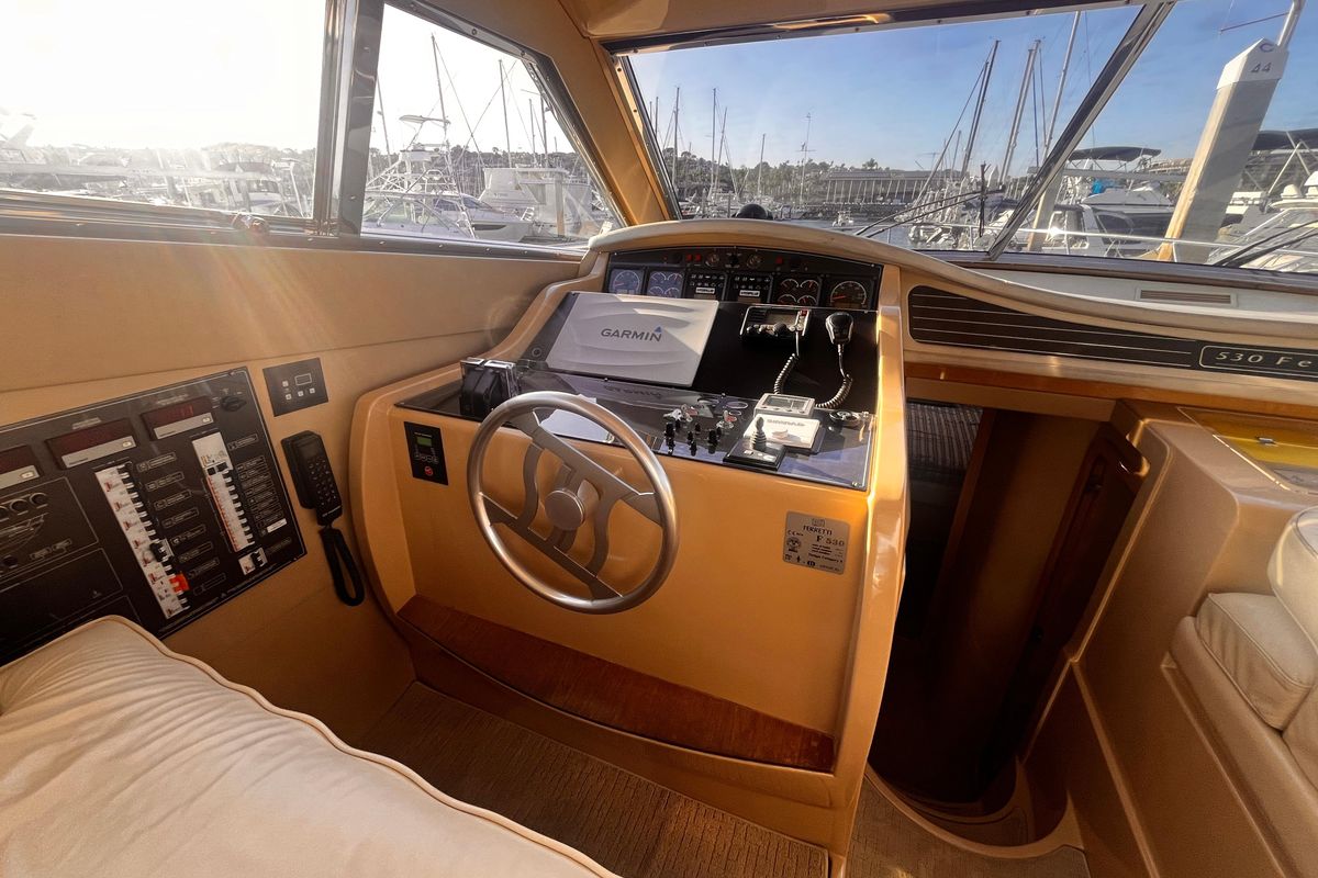 2004 Ferretti Yachts 53 