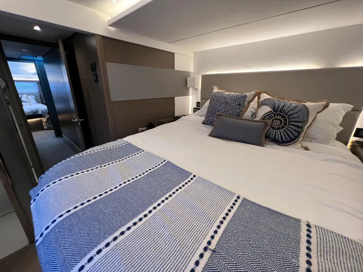 Joy Yacht Photos Pics 