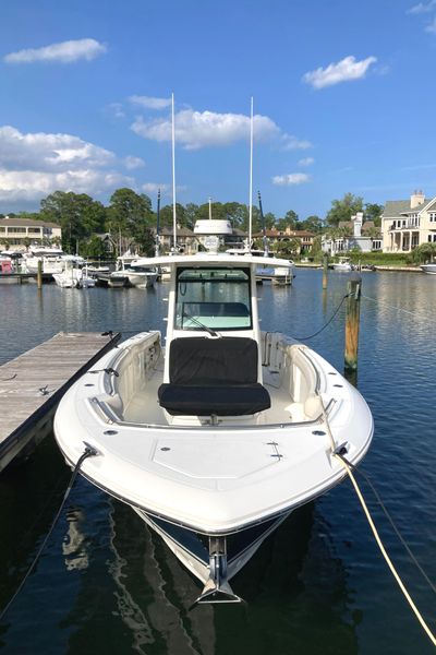 2017 Boston Whaler 330 Outrage