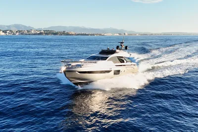 2024 Azimut S8