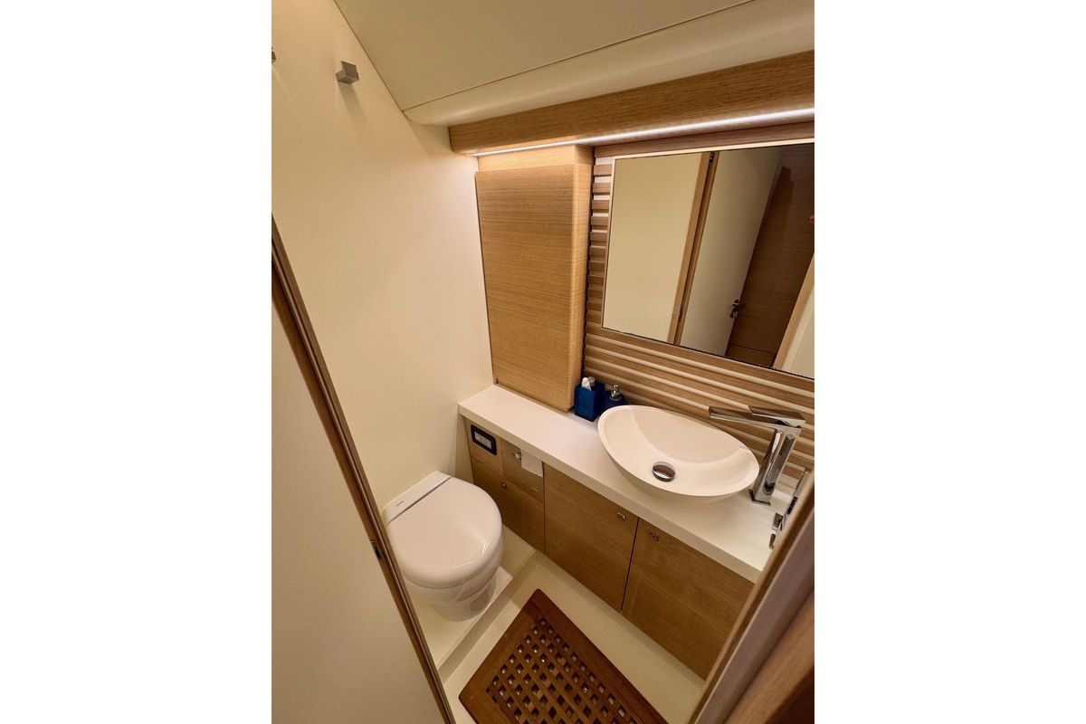 2021 Italia Yachts 55 