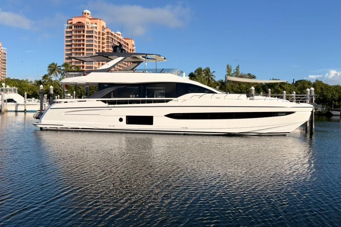 2022 Azimut 78 