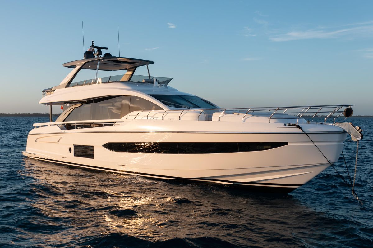 2022 Azimut 78 